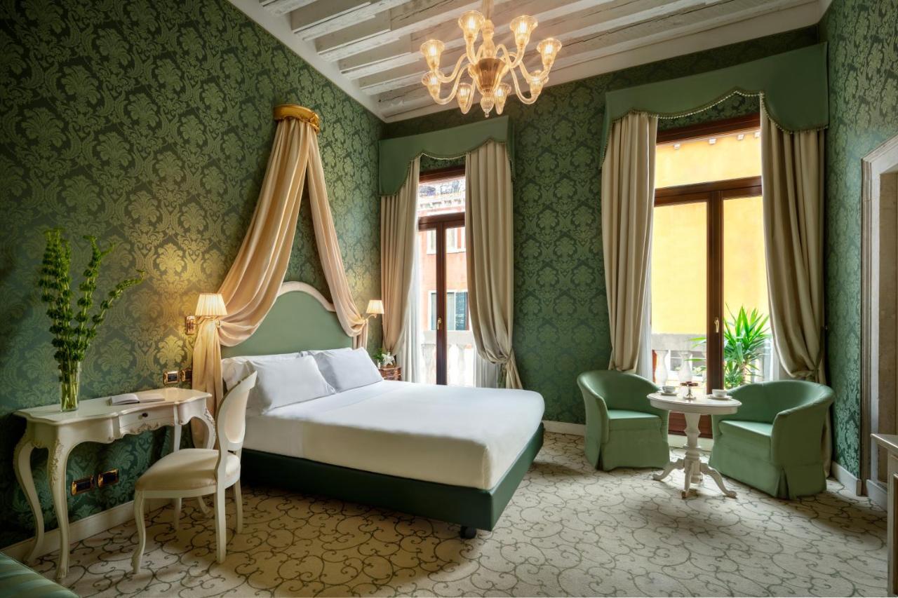 Habitación Doble Premium con sofá cama
