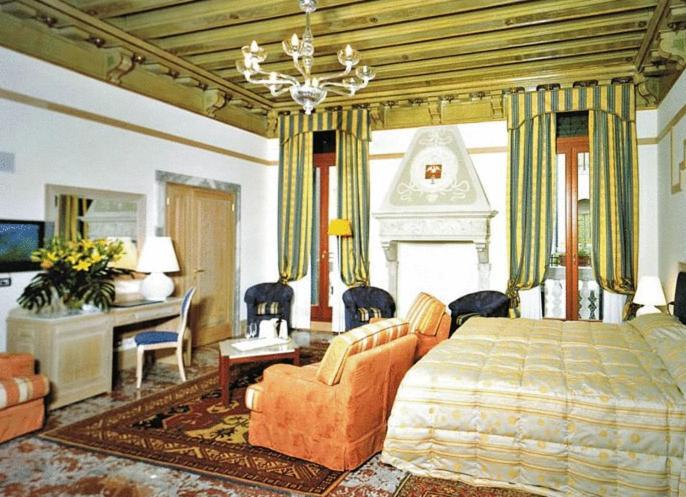 Familienzimmer (2 Erwachsene + 2 Kinder)