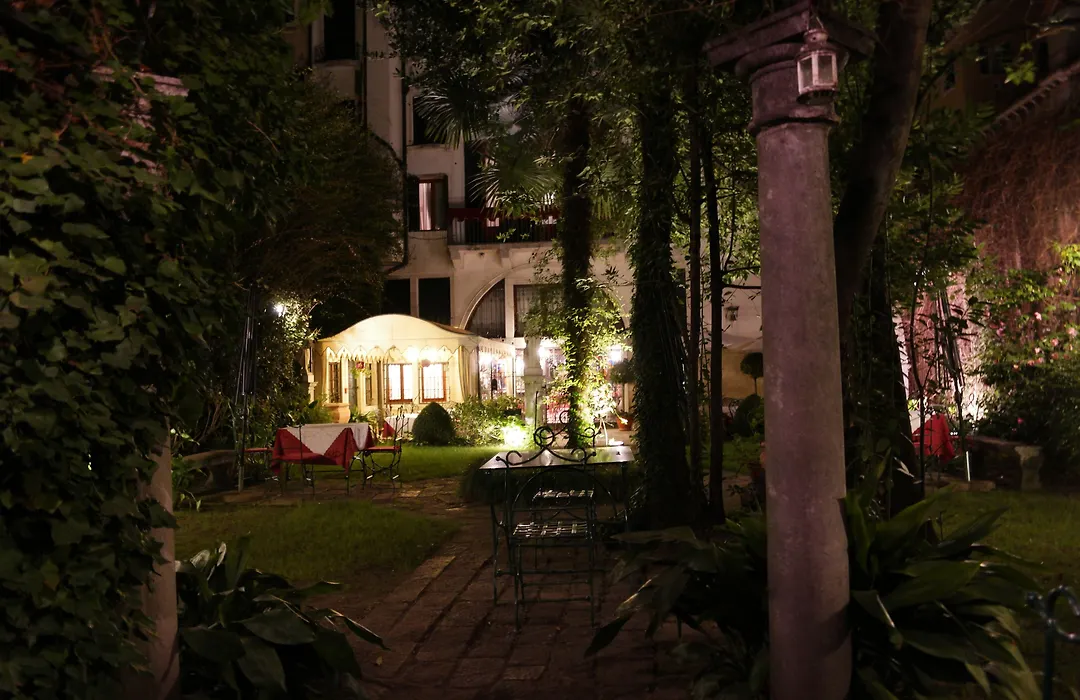 Hotel Palazzo Abadessa-1