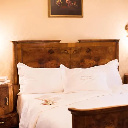 Hotel Flora - By Romanelli Family-3
