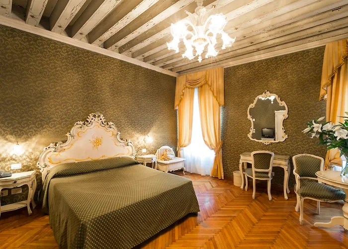 Pension Guide Palazzo Guardi