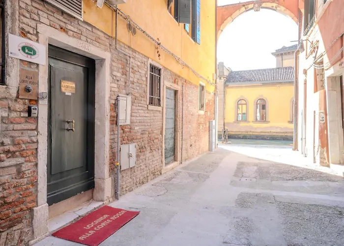 Alla Corte Rossa