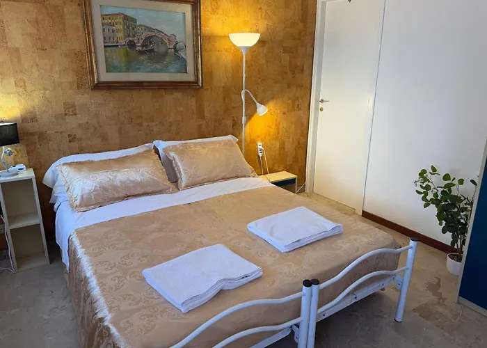 Royal Guest House
